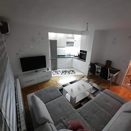 Apartman Sarajevo, Istocno Апартаменты *